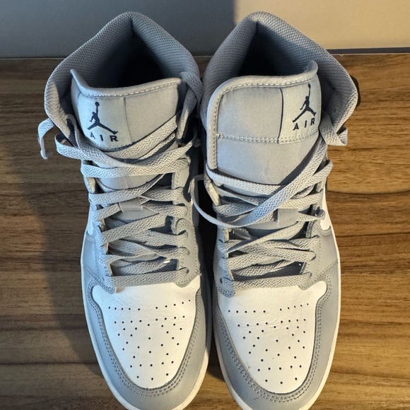 Men's Jordan 1 Mid Grey - Picture 4 of 5